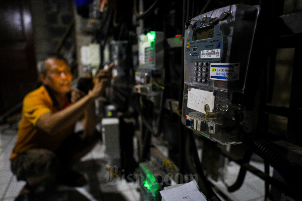  Rasio Elektrifikasi Sumbar Ditargetkan 100% pada 2025