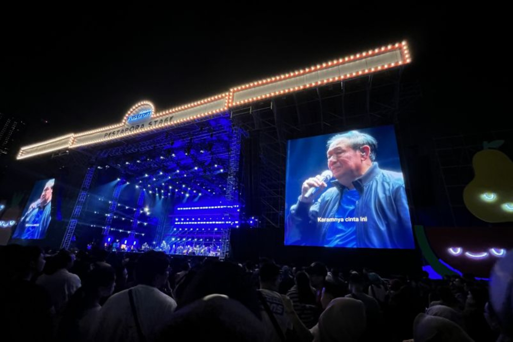  Momen SBY Konser di Pestapora, Nyanyikan Pelangi di Matamu dan Yellow