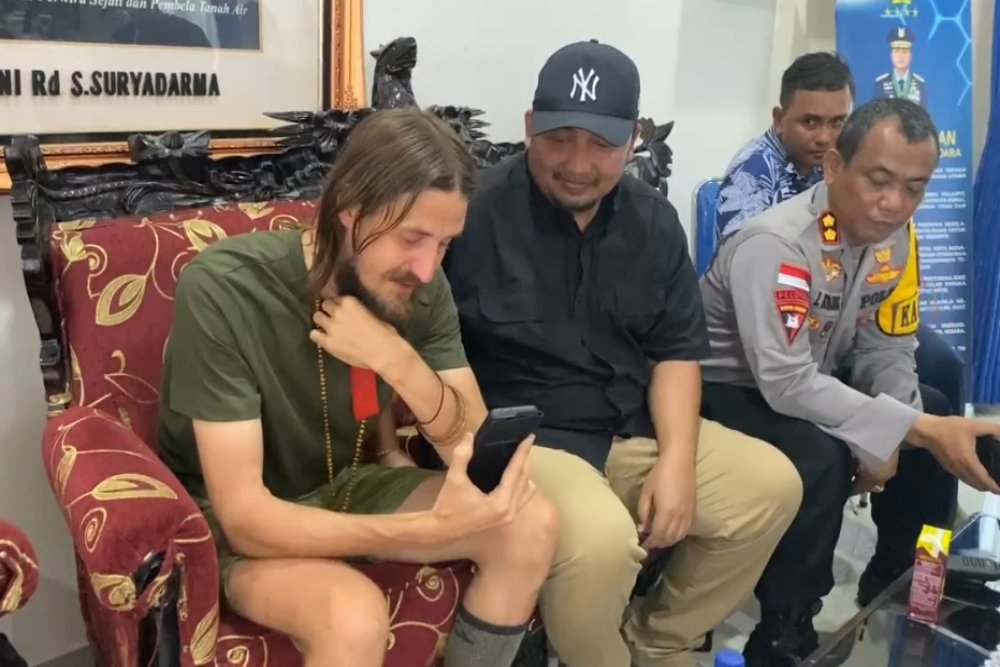  Hasil Pemeriksaan Pilot Susi Air: Berat Badan Turun Drastis & Tak Ada Gejala PTSD