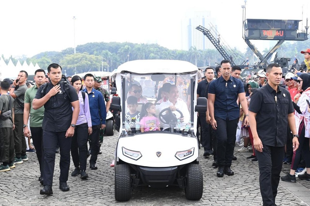  Prabowo Senang Jokowi Ajak Cucu ke Pameran Alutsista HUT Ke-79 TNI di Monas