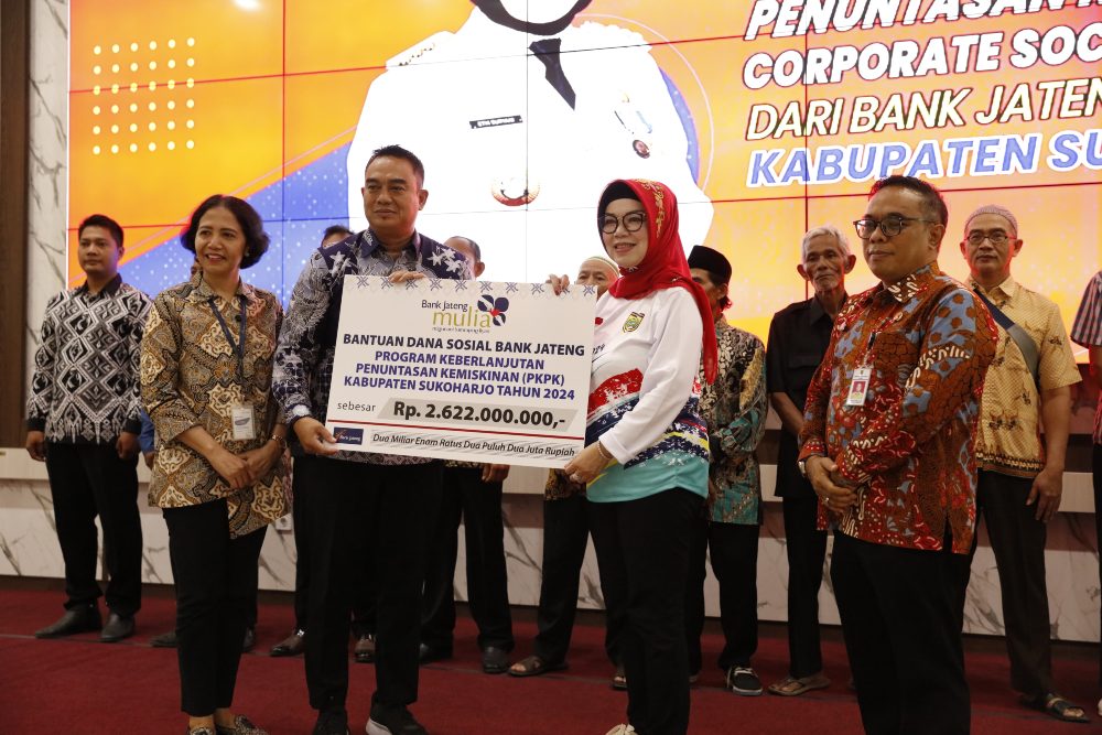  Bank Jateng Salurkan Bantuan Rp2,6 Miliar Dukung Penuntasan Kemiskinan di Sukoharjo