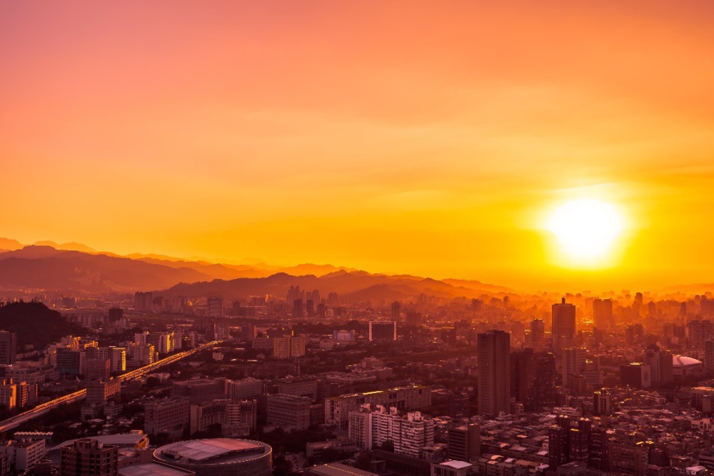  Cuaca Jakarta Panas Terik, Gara-gara Fenomena Equinox