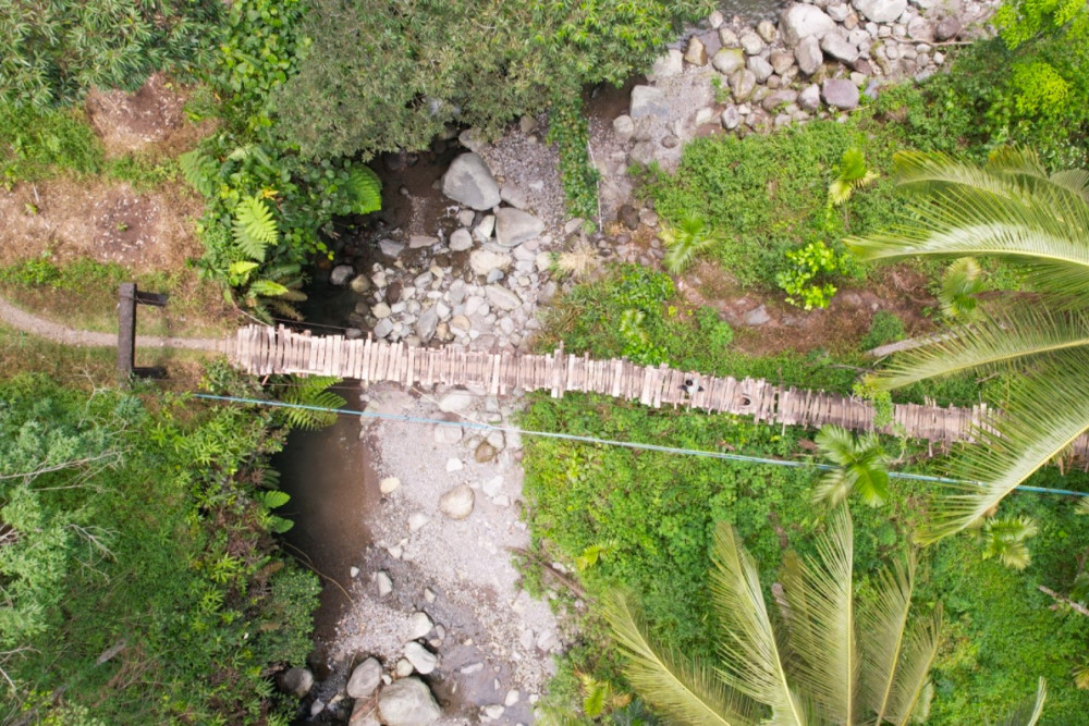  Hutama Karya Bangun Jembatan Gantung di Padang Pariaman