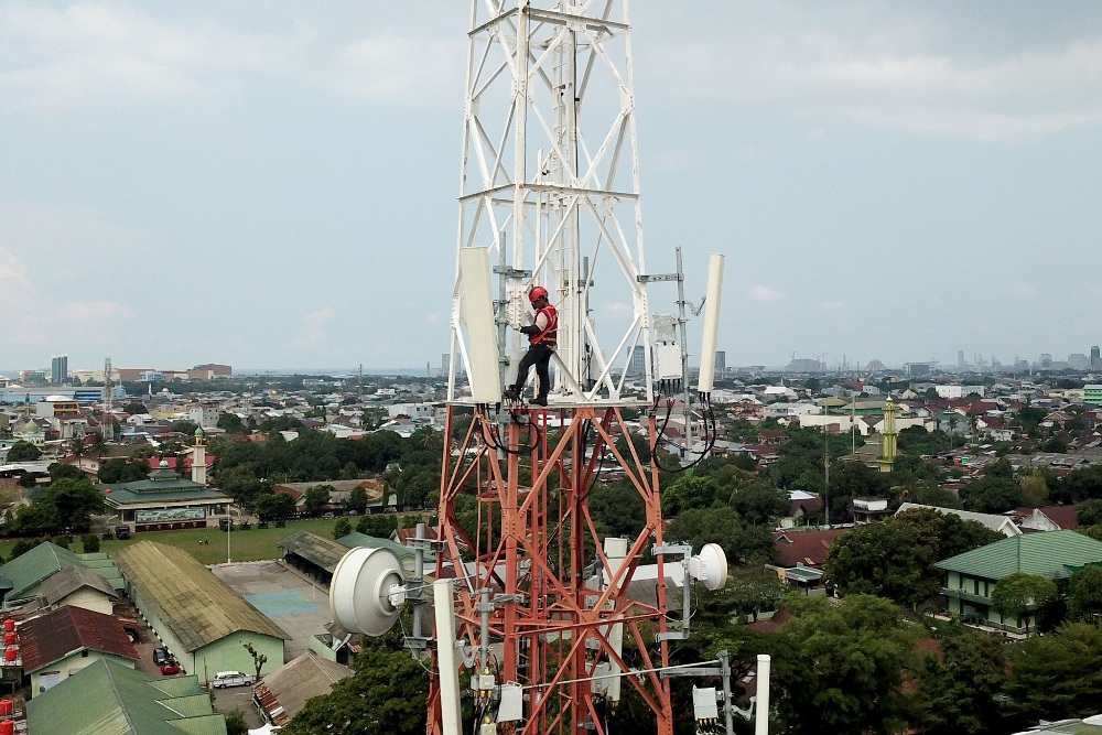 Emiten menara Grup Djarum Sarana Menara Nusantara (TOWR) melaporkan jumlah menara yang naik menjadi 31.502 unit hingga akhir semester I/2024.
