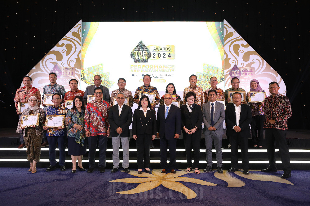  Bisnis Indonesia Gelar TOP BUMN Awards 2024