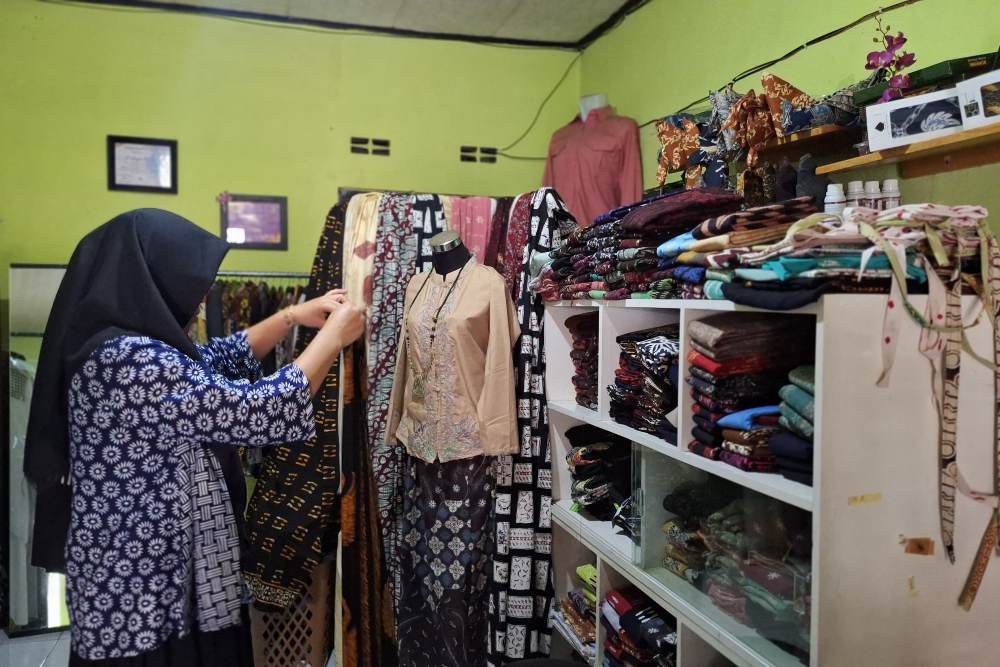  Menilik Eksistensi Batik Sumedang yang Mulai Berkembang