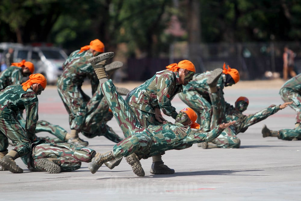  Keseruan Perayaan HUT TNI di Makassar