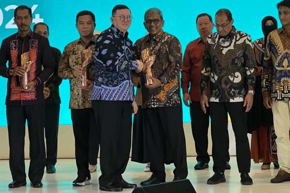  Bank Jateng Syariah Raih Penghargaan Best Halal Financial Support