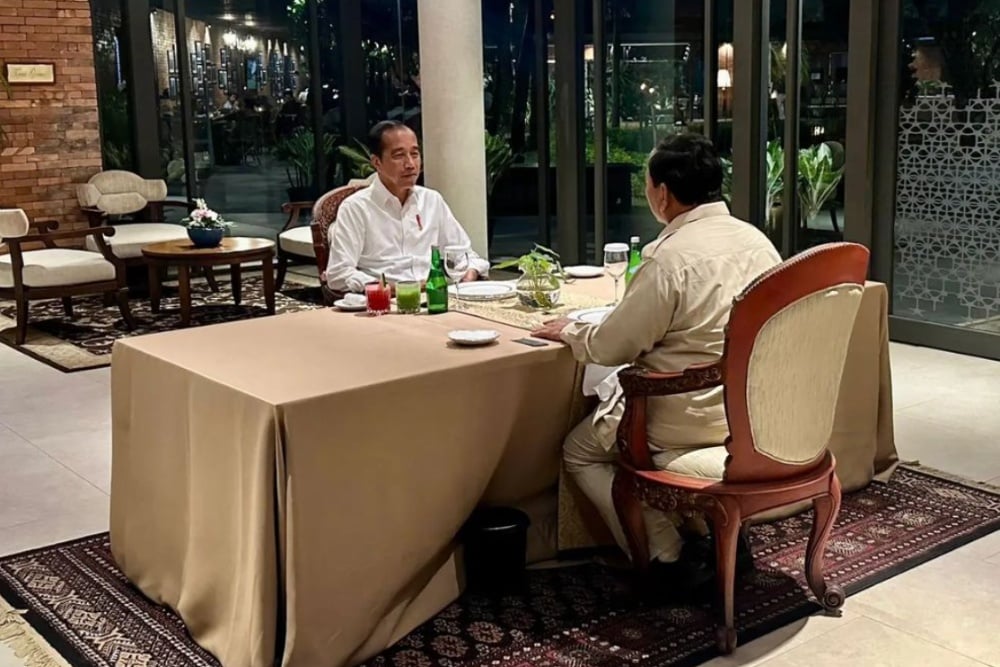  Blak-blakan Bambang Pacul soal Makan Malam Jokowi-Prabowo