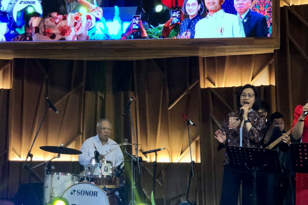  Usai Serahkan BMN Rp19,26 Triliun, Menteri Basuki ajak Sri Mulyani Nyanyi Bareng