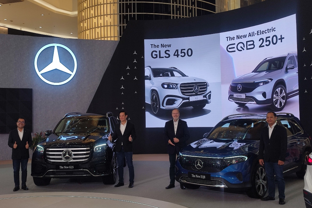 Mercedes-Benz meluncurkan dua model baru The New GLS 450 dan The New All-Electric EQB 250+, Kamis (10/10/2024). Bisnis/Artha Adventy