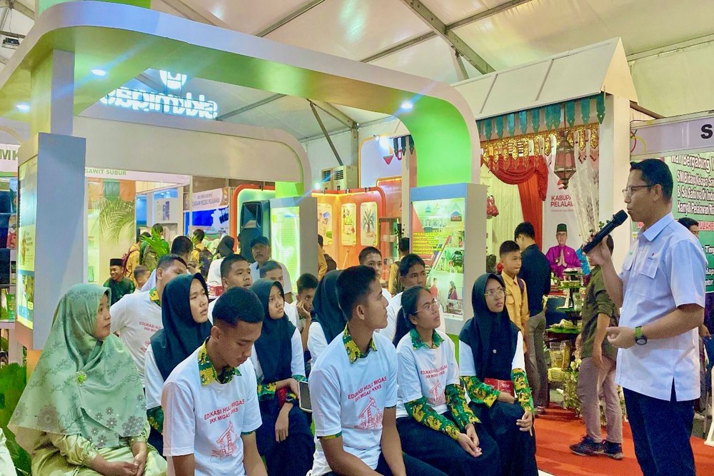 Foto: EMP Bentu Edukasi Hulu Migas, Siswa Pangkalan Kerinci Antusias