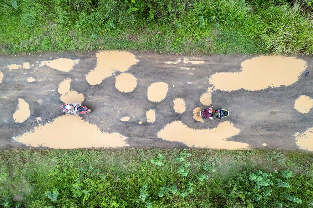  Jalan Provinsi di Jambi Rusak Parah dan Berlubang