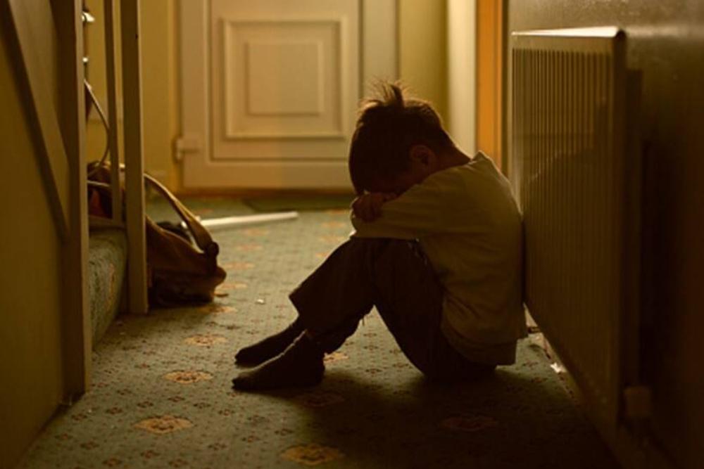  Tips Parenting, Smartphone Bisa Picu Gangguan Mental Anak dan Remaja