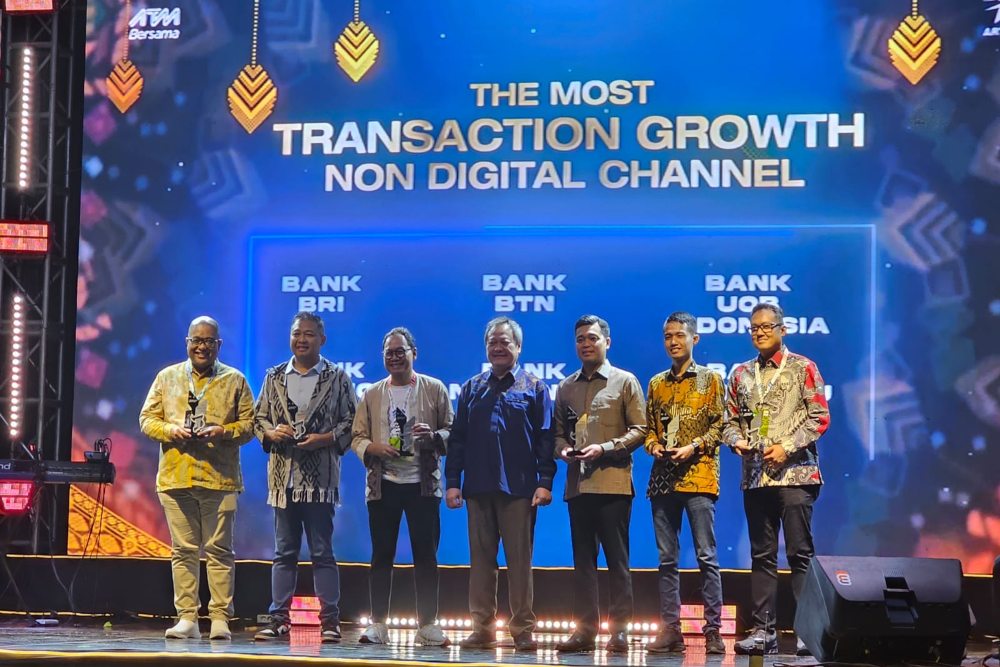  Bank Jateng Raih Penghargaan The Most Transaction Growth Non Digital Channel