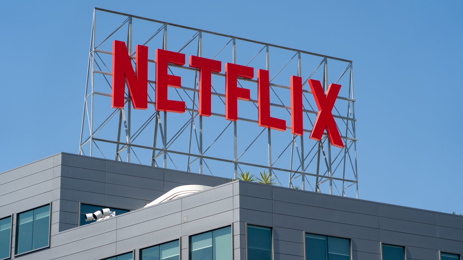  Kejutan-kejutan Netflix dan Manuver di Bisnis Iklan