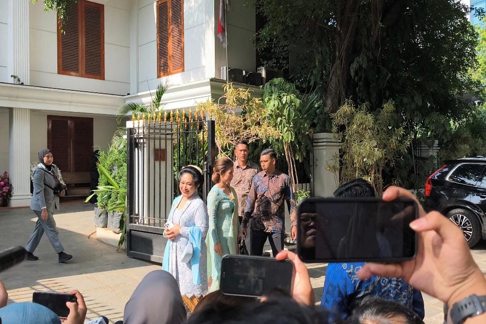  Titiek Soeharto Hadir di Kediaman Prabowo Jelang Pelantikan Presiden