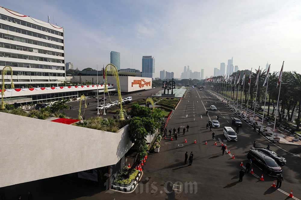  Tanpa Prabowo, Gibran dan Istri Datang ke Pelantikan di DPR