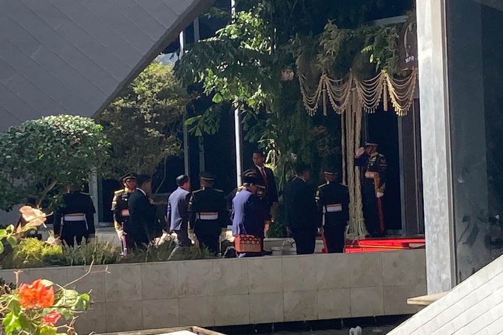  Presiden Terpilih Prabowo Subianto Tiba di Gedung MPR