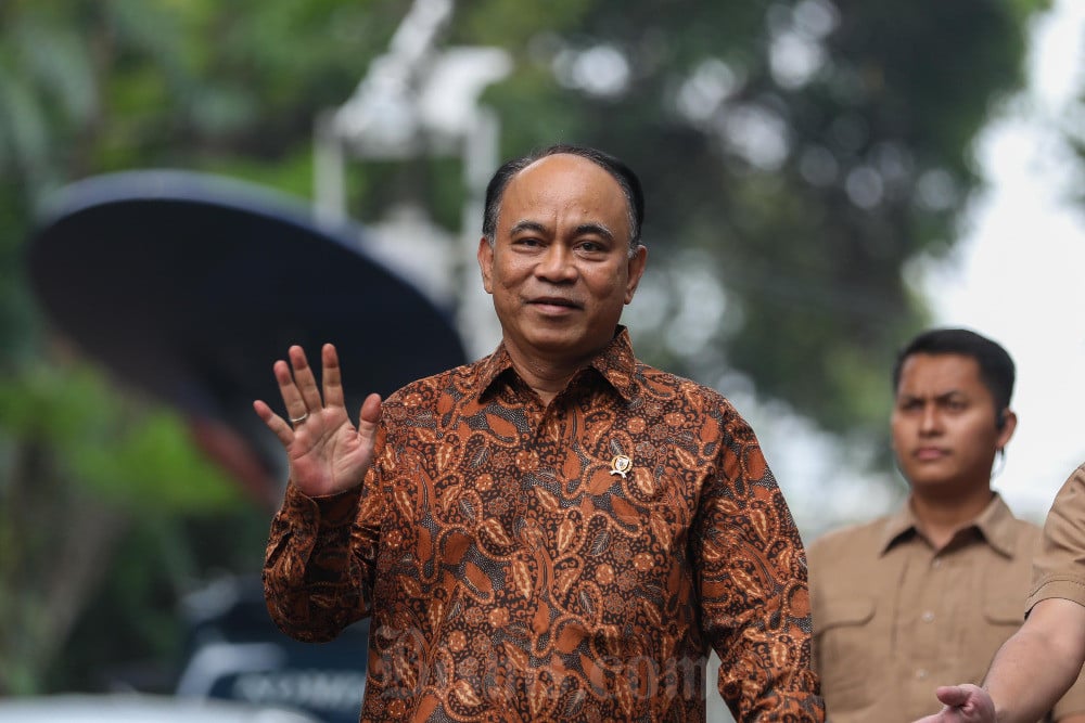  Budi Arie Ungkap Alasan Jokowi Batal Naik Pesawat Komersial ke Solo