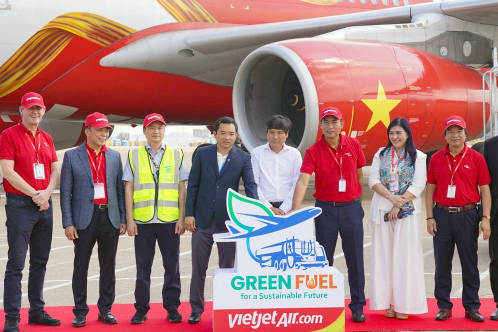  Vietjet operasikan penerbangan perdana dengan  bahan bakar berkelanjutan dari Vietnam