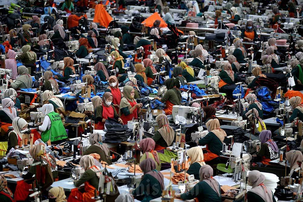  Govt Pledges to Protect Textile Industry as Mass Layoffs Continue