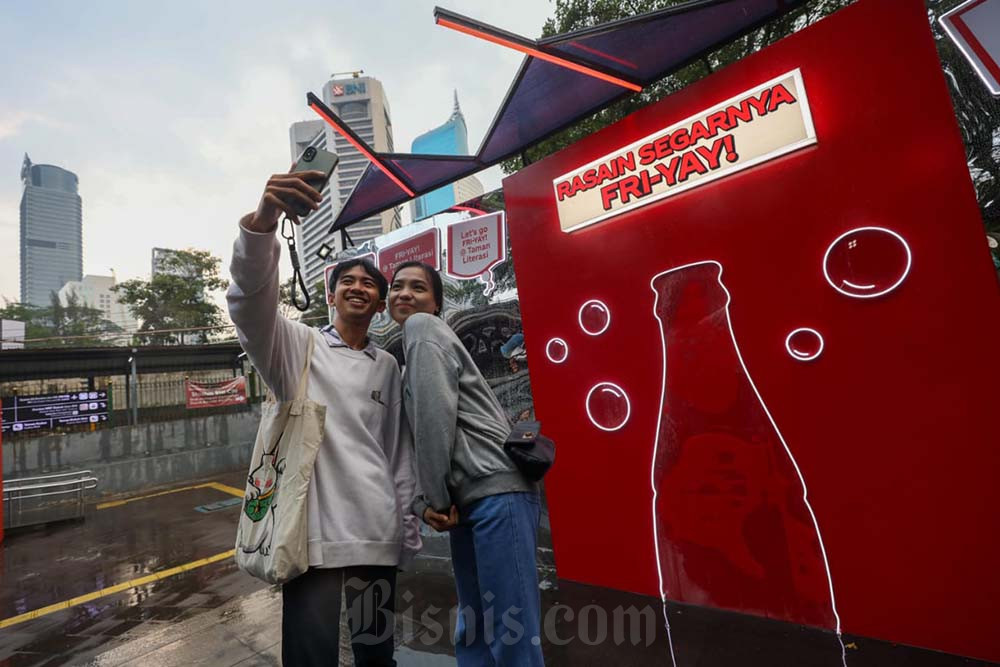  Coca-Cola Indonesia Luncurkan Kampanye Rasain Keseruan Fri-yay