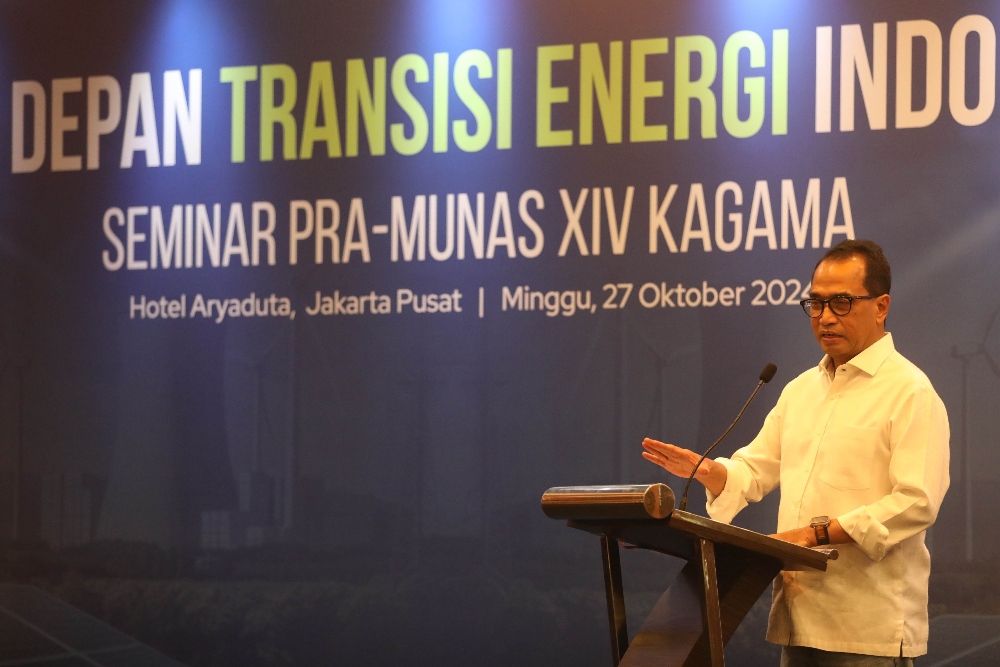 Wakil Ketua Umum I PP Kagama Budi Karya Sumadi dalam agenda seminar ‘Masa Depan Transisi Energi di Indonesia’ di Hotel Aryaduta, Minggu (27/10/2024). BISNIS - Eusebio C