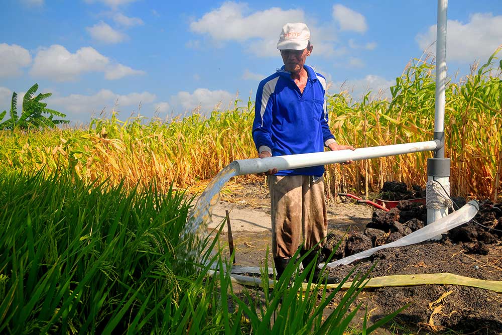  Petani di Jawa Tengah Gunakan Pompa Sumur Submersibel Untuk Megairi Sawah