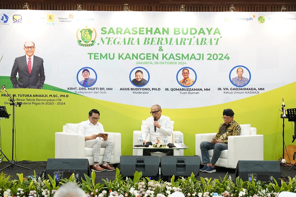  Gelar Sarasehan Budaya, Kasmaji Tekankan Pentingnya Pembangunan SDM Menuju Indonesia Emas 2045