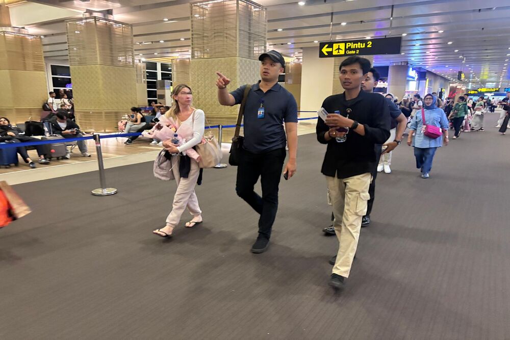  Imigrasi Deportasi Warga Amerika Buronan Interpol dari Bali