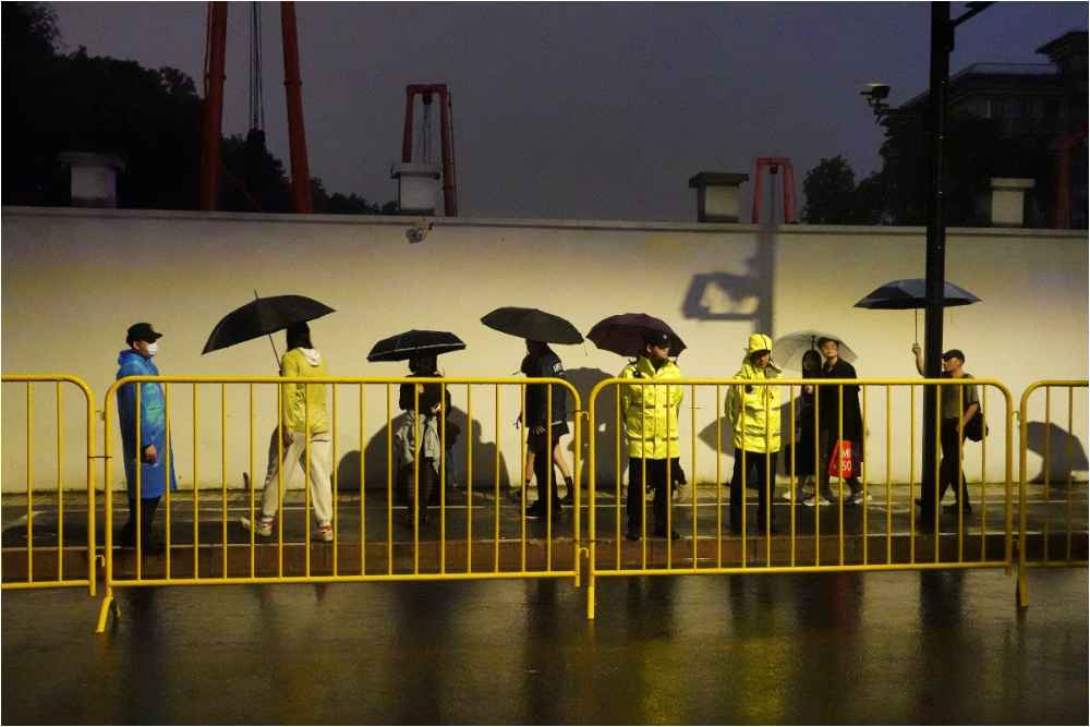  Perayaan Halloween di China Diperketat, Polisi Patroli di Jalanan Shanghai