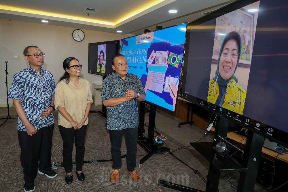  Bisnis Indonesia Group Gelar Uji Kompetensi Wartawan (UKW)