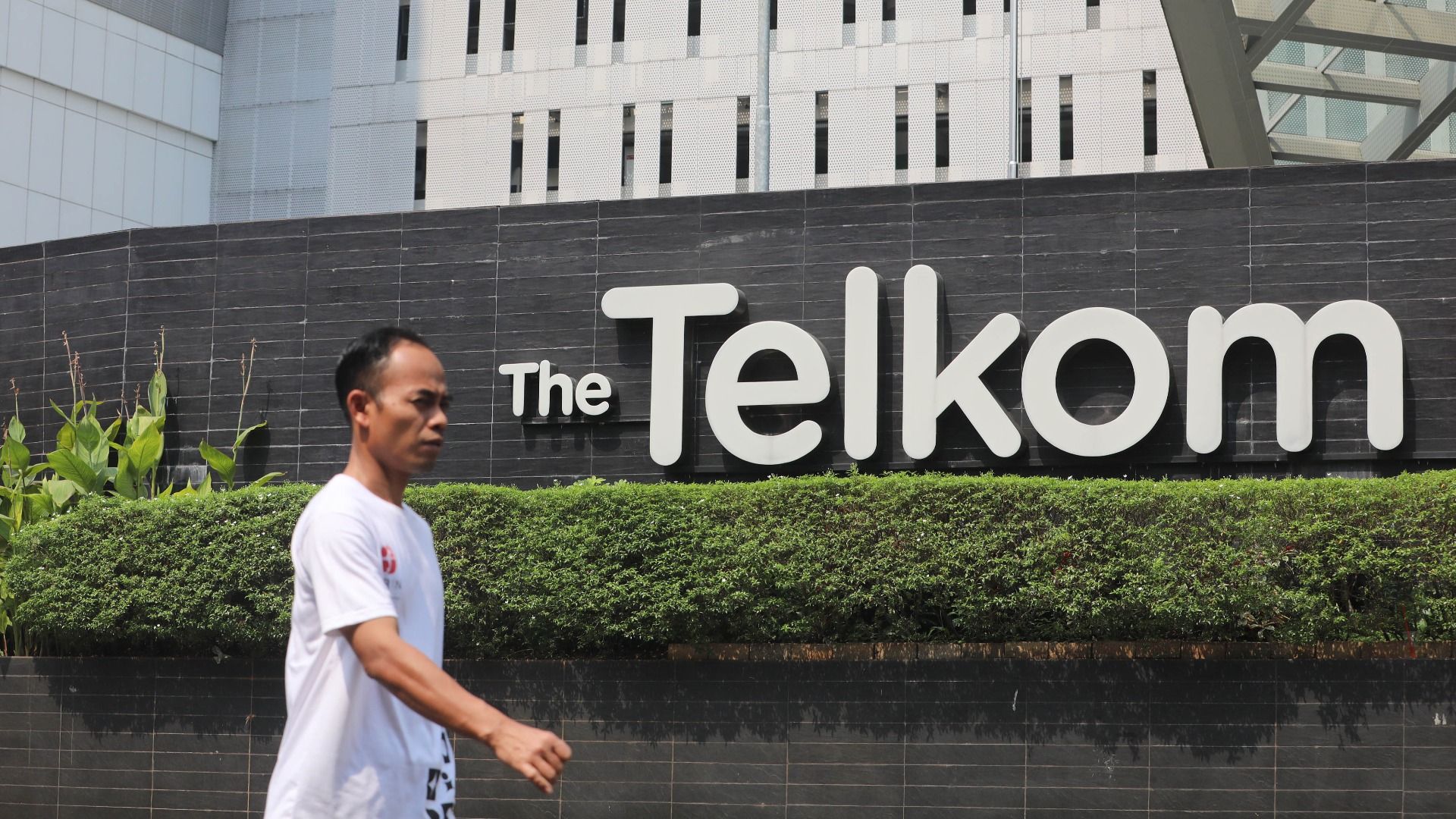  Balapan Belanja Modal Telkom (TLKM), Indosat (ISAT) dan XL Axiata (EXCL)