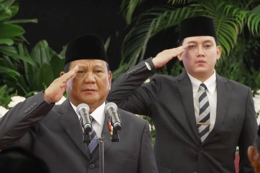  Bikin Salfok! Ini Sosok Rizky Irmansyah, Ajudan Sementara Prabowo Subianto