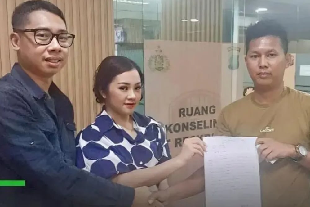  Buntut 'Gaplok' Sopir Taksi Online, Polda Maluku Copot Kompol Bambang dari Jabatannya