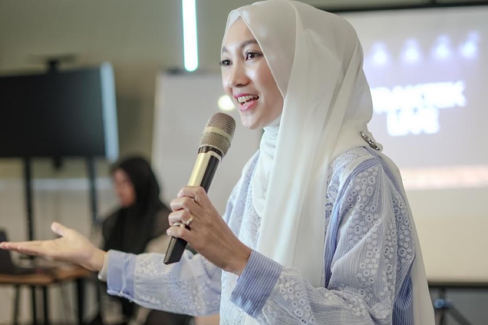  Kisah Fea Rini Sukses Kembangkan Platform Kelas Edukasi