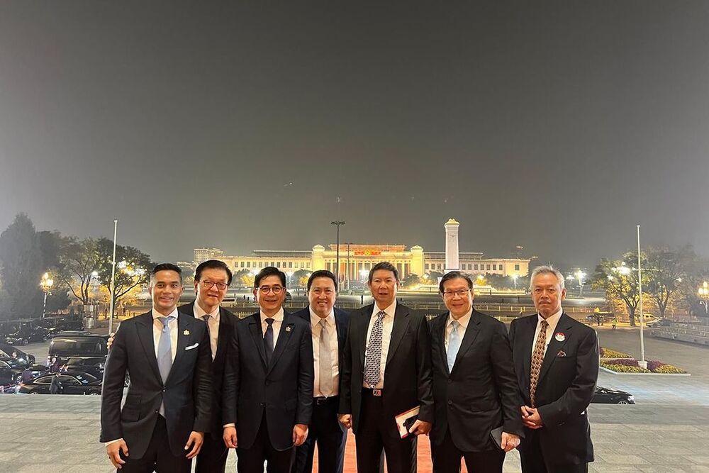 Kinerja Emiten Konglomerat yang Ikut Lawatan Prabowo ke China, dari Grup Adaro hingga Bakrie