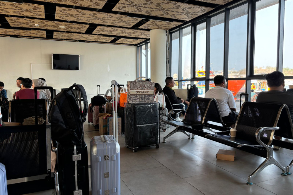  Bandara Belum Dibuka, Pelabuhan Labuan Bajo Dipadati Penumpang
