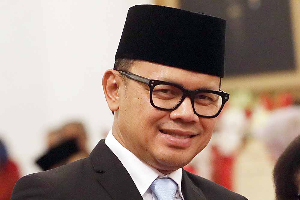  Wamendagri Bakal Cecar Sahbirin Noor Usai Disebut Kabur oleh KPK