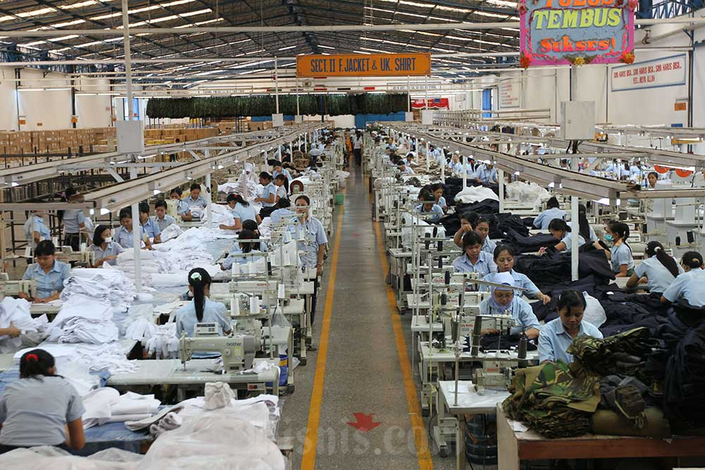  Perang Dagang AS-China, RI Berpotensi Terima Relokasi Pabrik Tekstil dan Logam Dasar