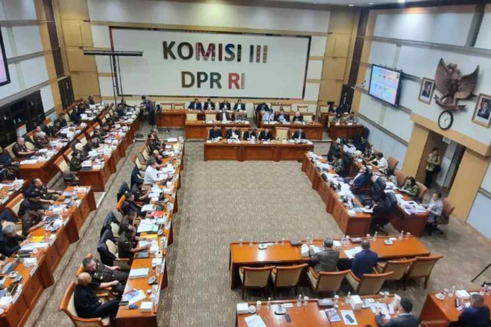  Anggota DPR Kompak Cecar Jaksa Agung Soal Muatan Politis Pada Kasus Tom Lembong