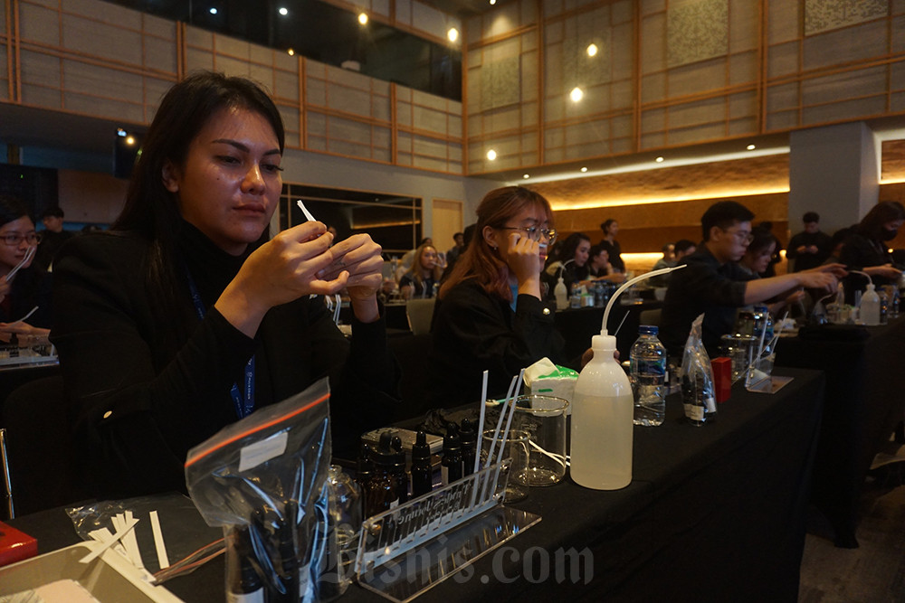  Pelaku Industri Parfum Berbagi Ilmu Pada The Timeless Journey 2024