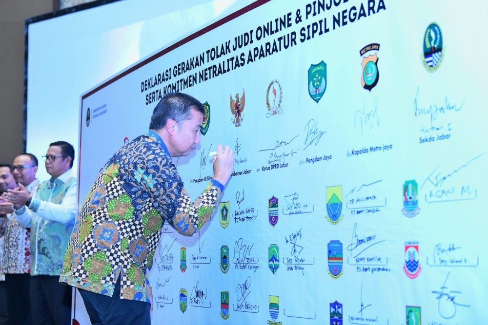  Jabar Deklarasikan Gerakan Tolak Judol dan Pinjol Ilegal