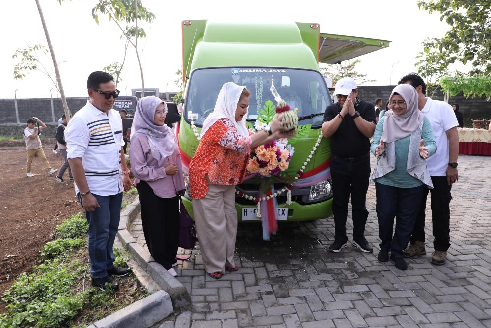  Pemkot Semarang Perkenalkan Mobil Petruk Semar untuk Bantu Petani