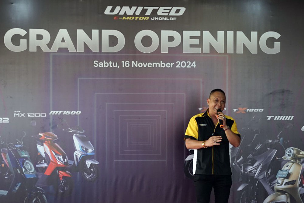  Kolaborasi Jhon LBF dan United E-Motor, Pusat Motor Listrik Terbaru Resmi Hadir di Karawaci