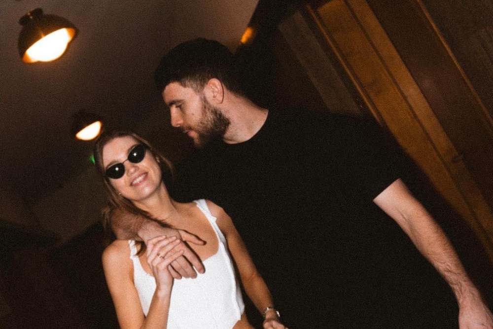 Viral Sosok Luna Bijl, Kekasih Maarten Paes yang Hobi Motocross dan Kickboxing