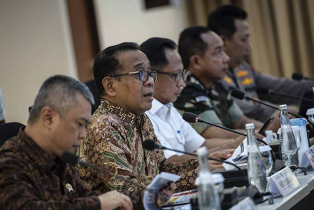  Rapat Tingkat Menteri Sambut Natal dan Tahun Baru