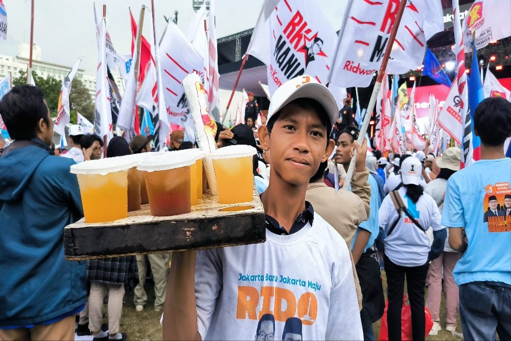  Pedagang Ketiban Cuan Kampanye RIDO di Lapangan Banteng