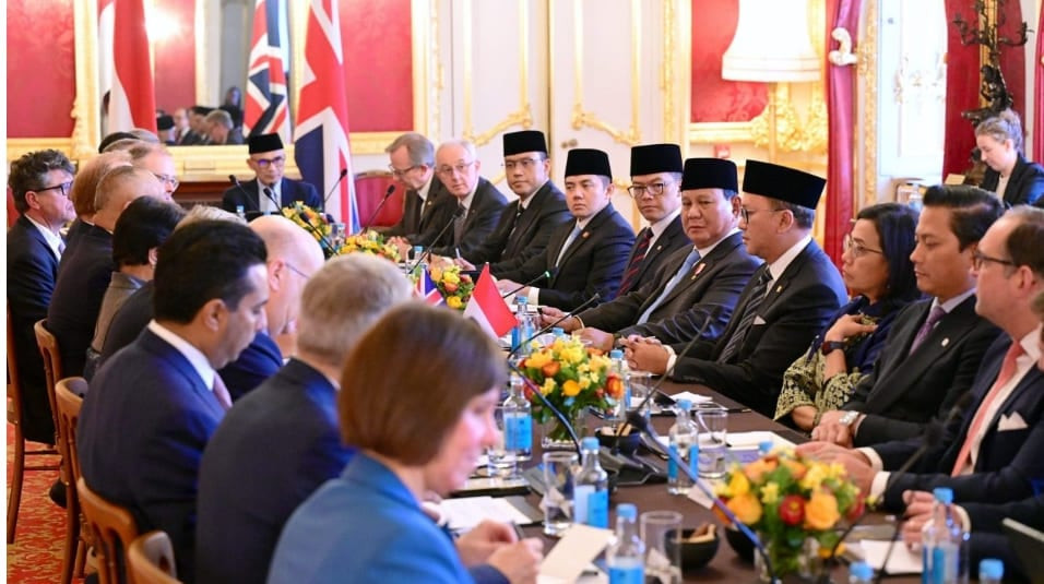  Prabowo Brings Home $18.5 Billion in Investment from Overseas Visit